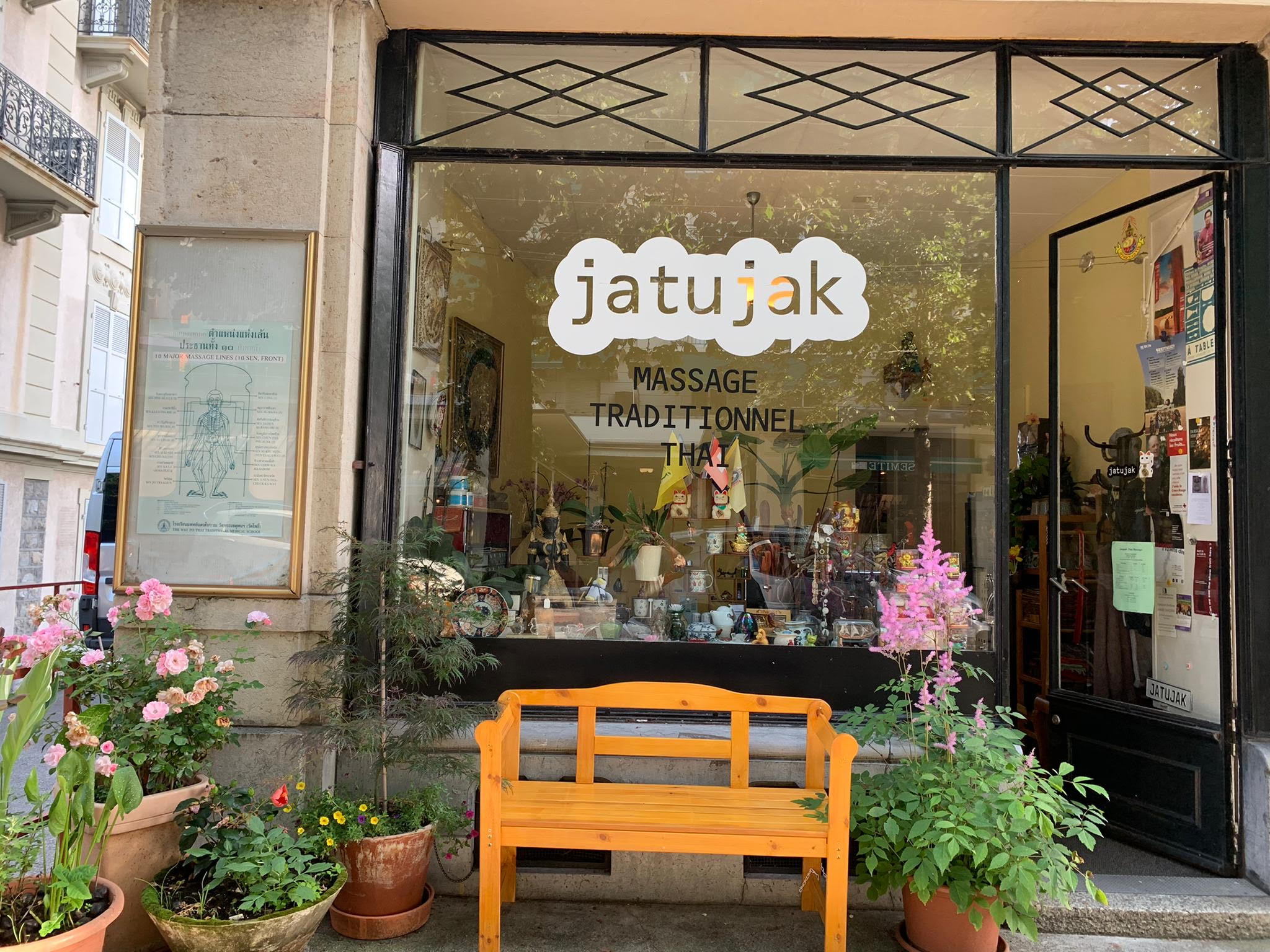 JATUJAK